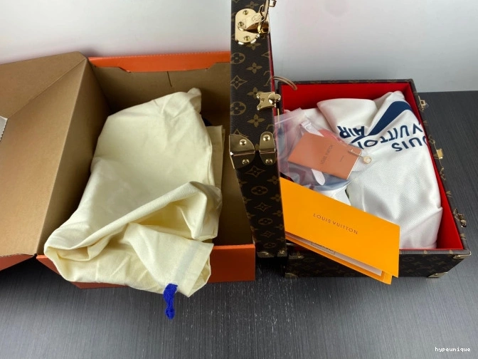 HYPE Air OFF-WHITE 1 Jordan x LV 0730